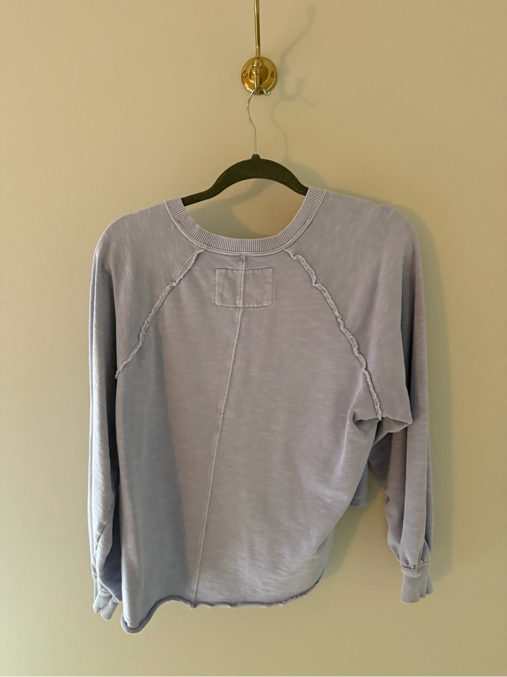 Pilcro Soft Lavender Raw-Edge Cropped Sweatshirt - Picture 3 of 4